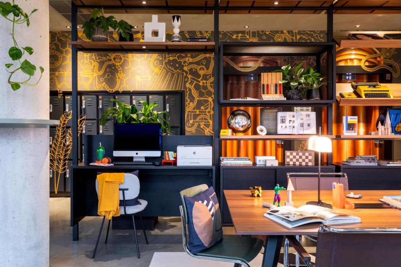 Moxy Dortmund City Екстер'єр фото