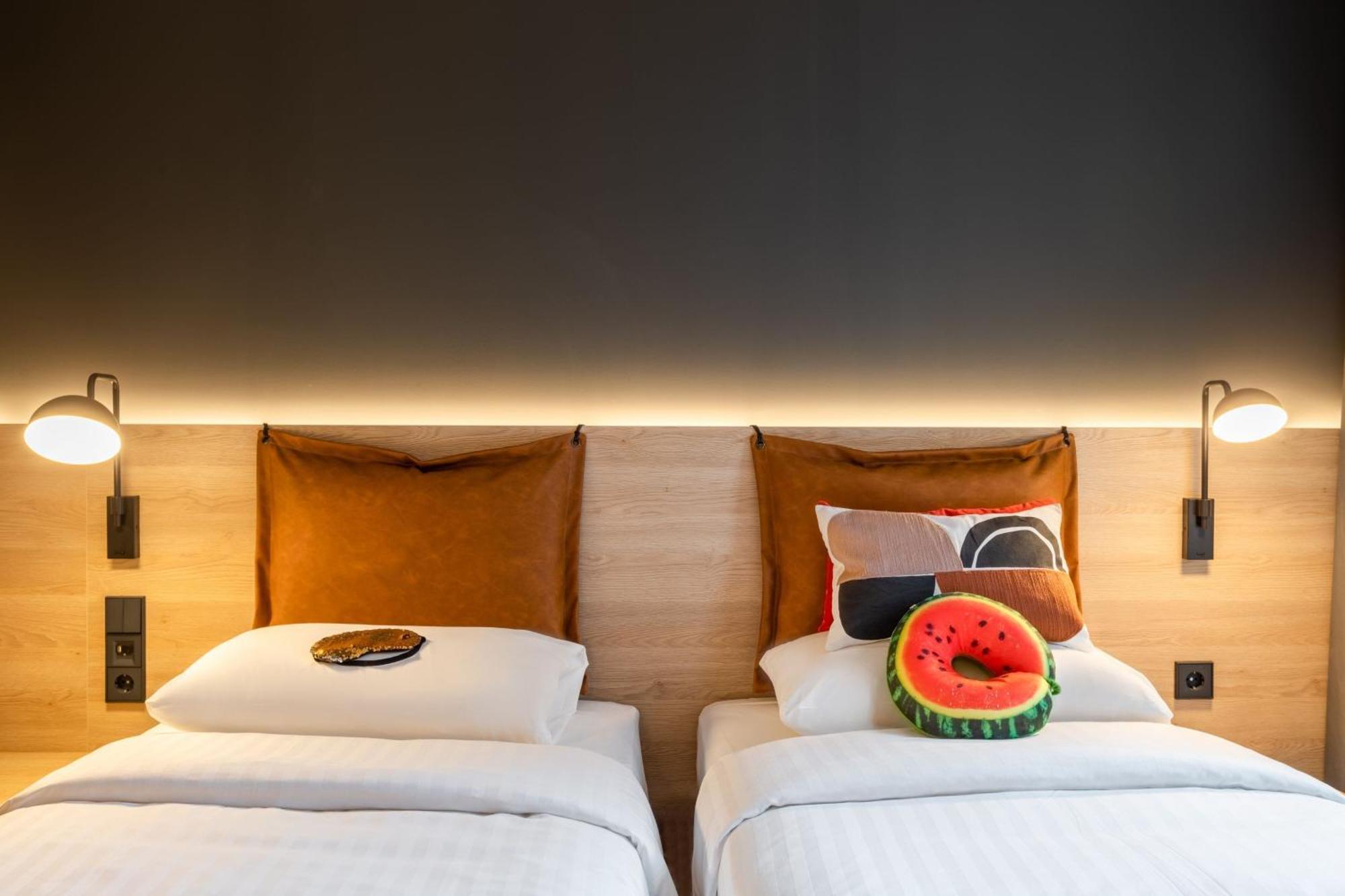 Moxy Dortmund City Екстер'єр фото