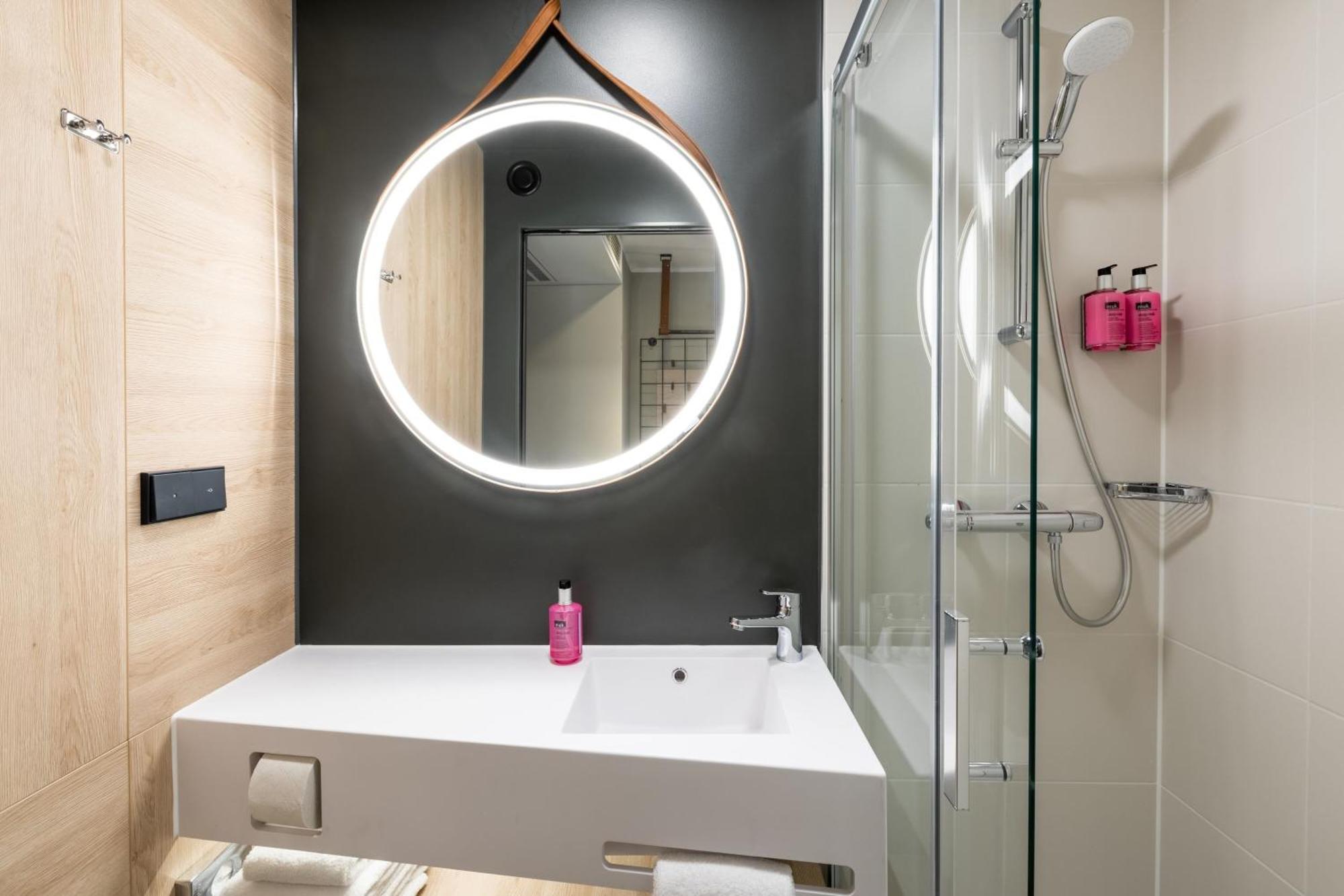 Moxy Dortmund City Екстер'єр фото
