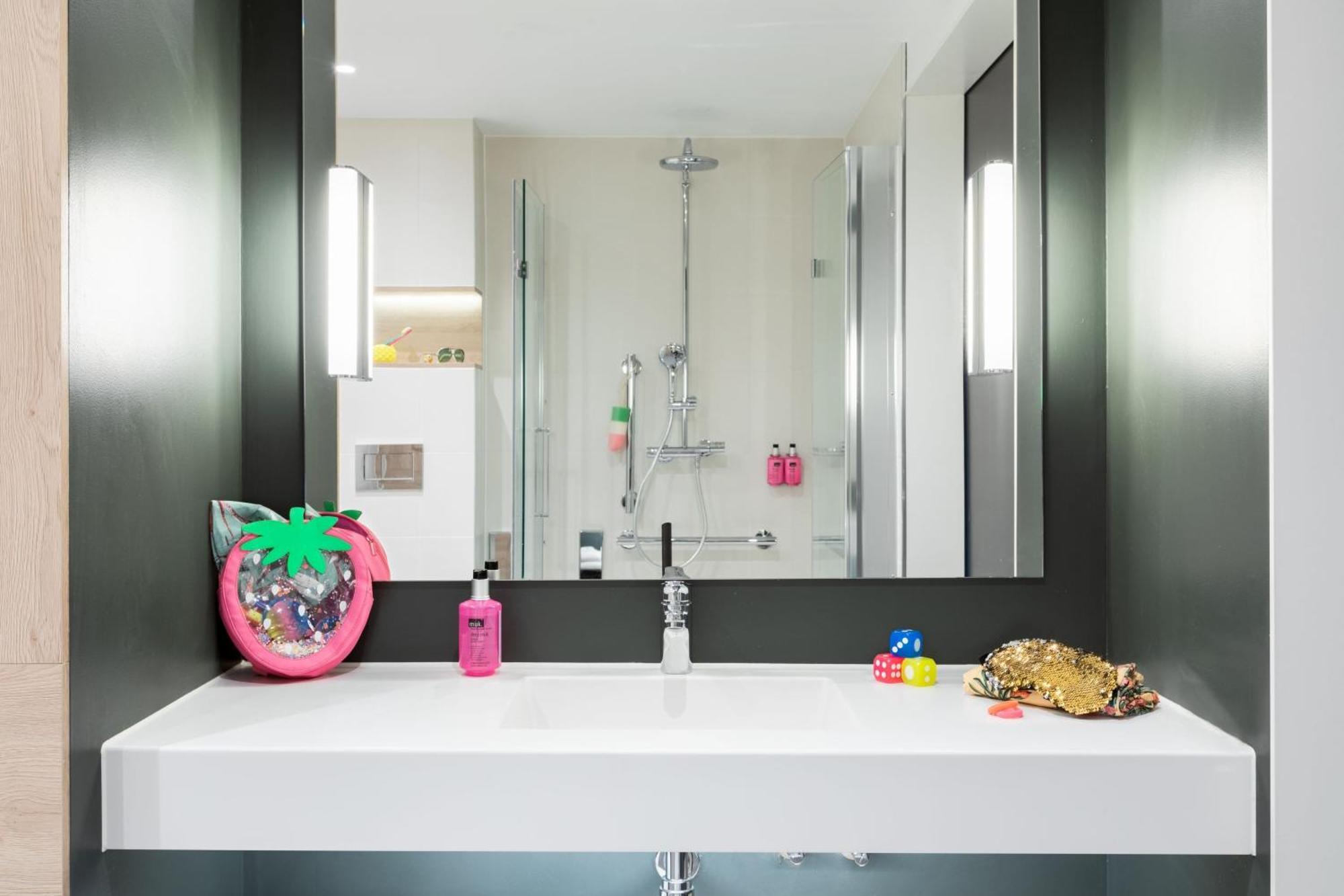 Moxy Dortmund City Екстер'єр фото