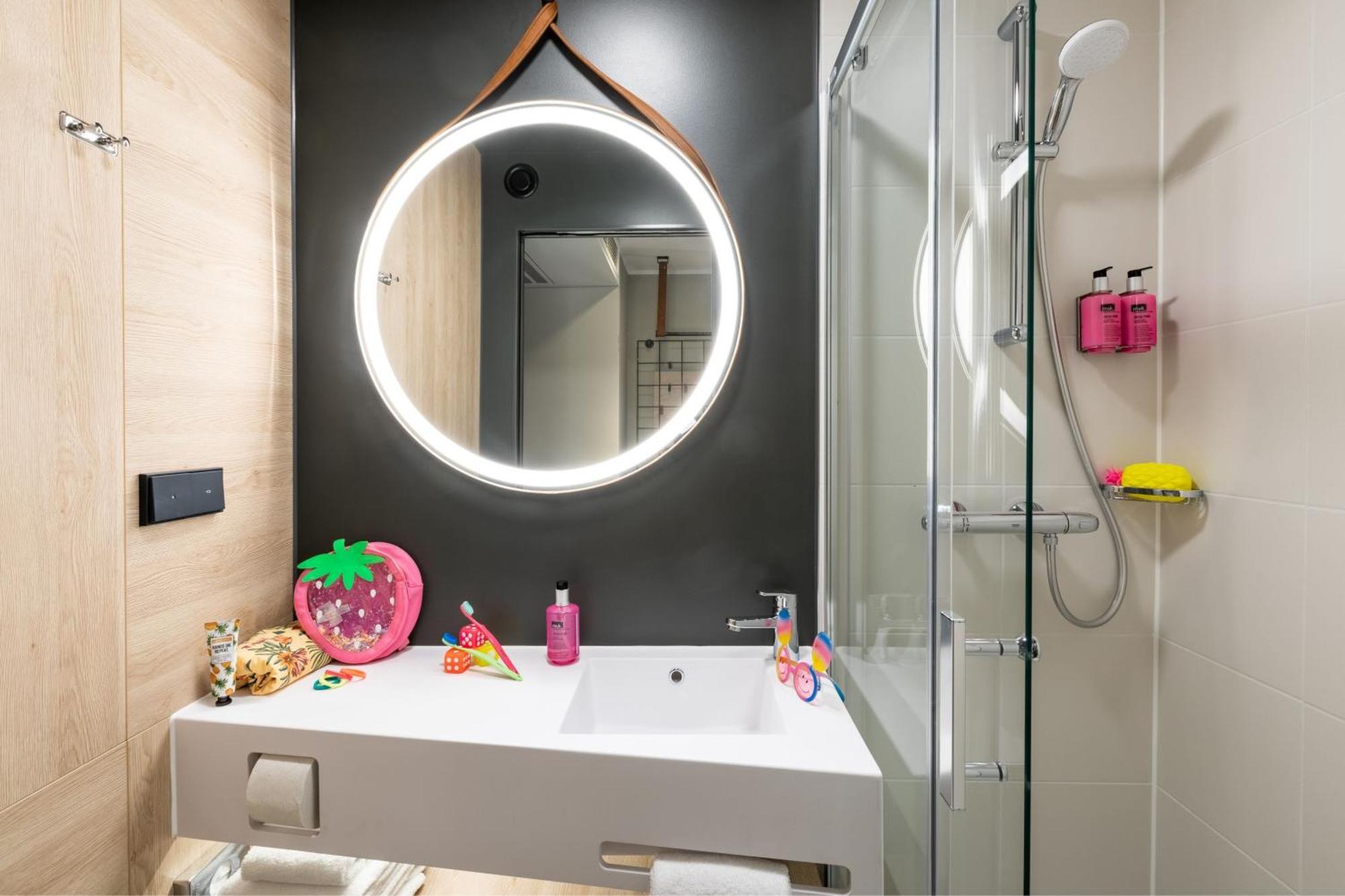 Moxy Dortmund City Екстер'єр фото